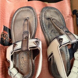 Freebird Women’s Cream and Brown Leather T-Strap Sandals